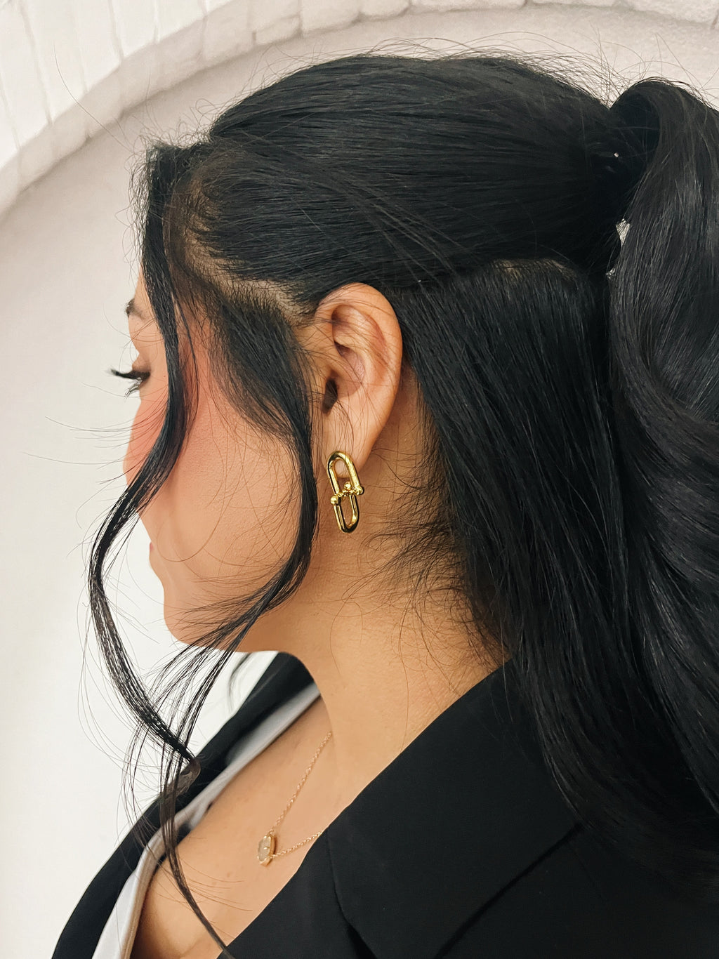 The Lock Hoops